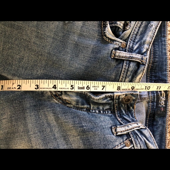 Jeans - Picture 3 of 3